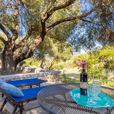 Smeralda Villa *